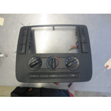 GRW422 Manual Climate Control Assembly  For 04-07 Ford Freestar  3.9 3F231704608AK